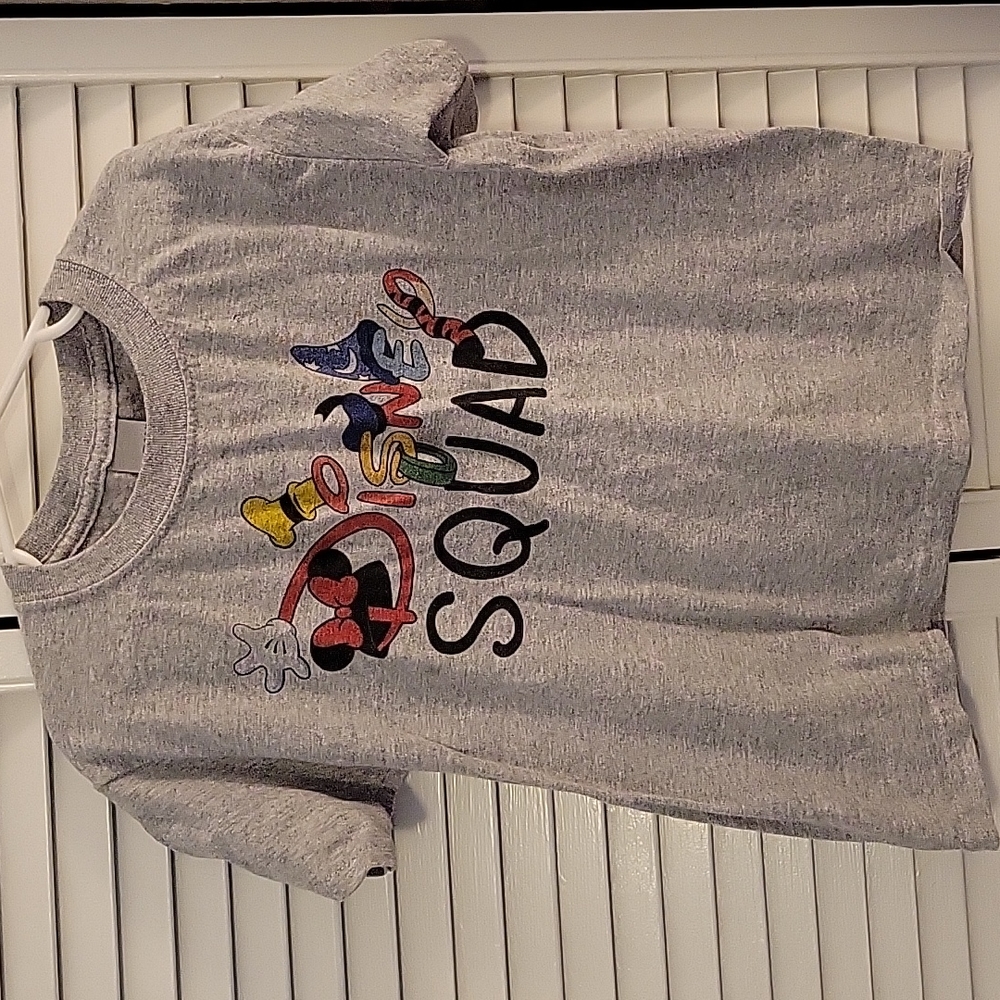 Kids xs grey disney squad tshirt